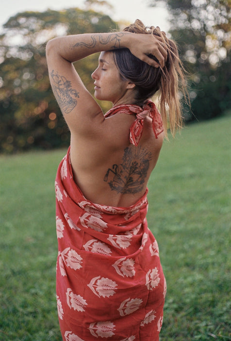 Ria Sarong ~ Ruby Red